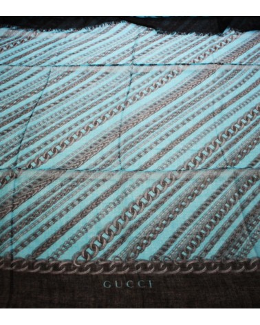 Gucci foulard details