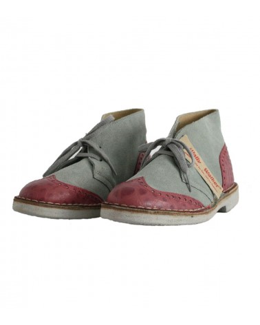 Chukka grigio con Applicazioni